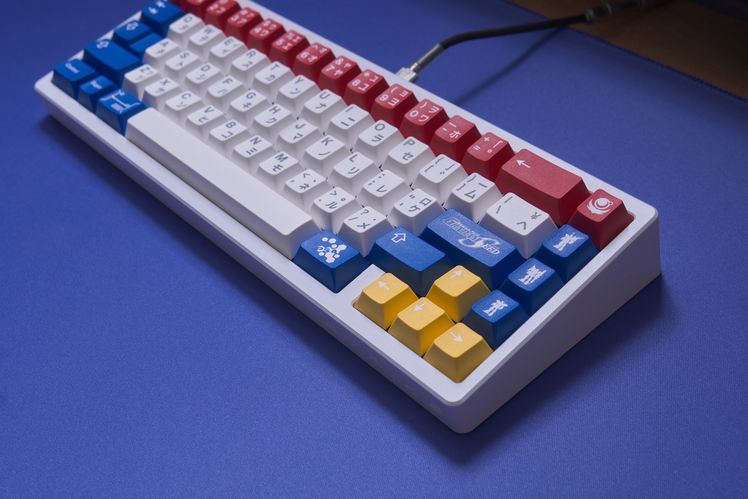 SINGAKBD x Mobile Suit Gundam SEED: Gundamhaku — Lightning Keyboards